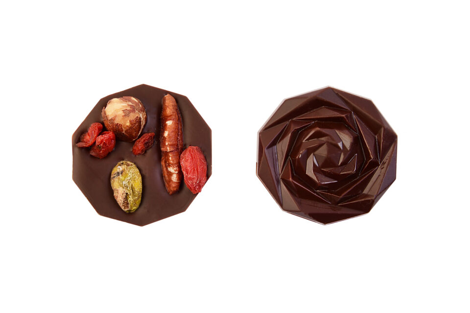 Flower Power le mendiante en chocolat revisité par Carré Noir