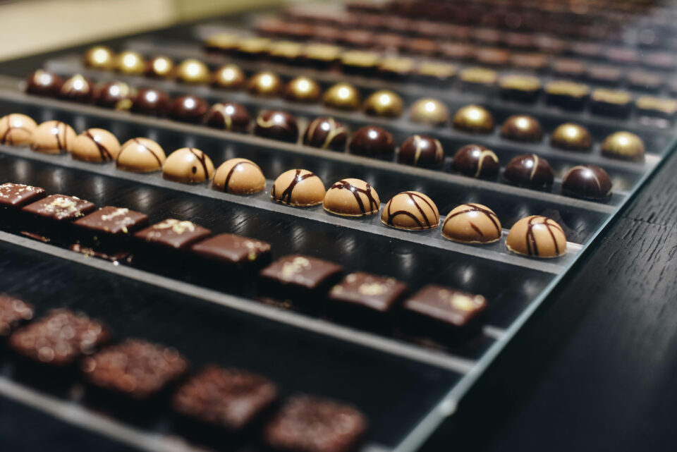 pralines chocolat carré noir