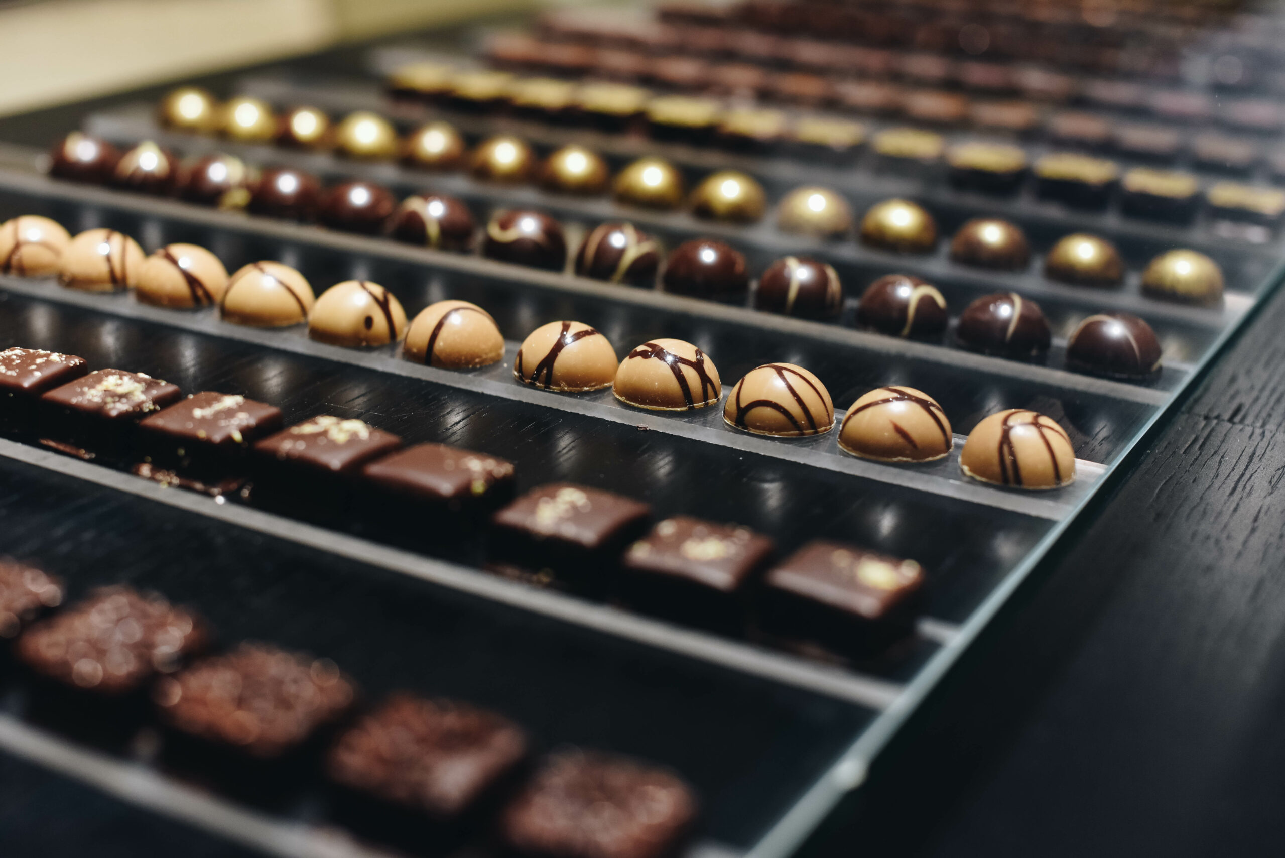 pralines chocolat carré noir